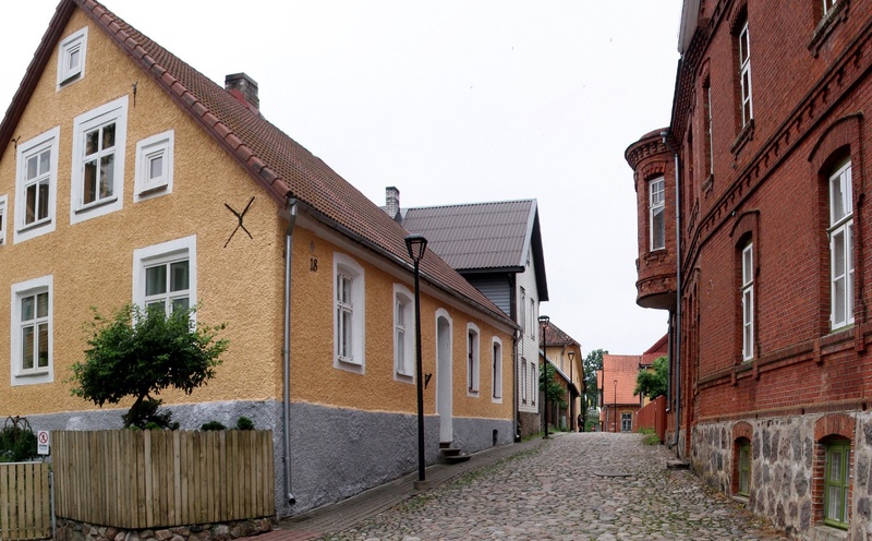 foto, Viljandi Pikk tn (Lutsu ja Lossi tn vahel) u 1965 rephoto