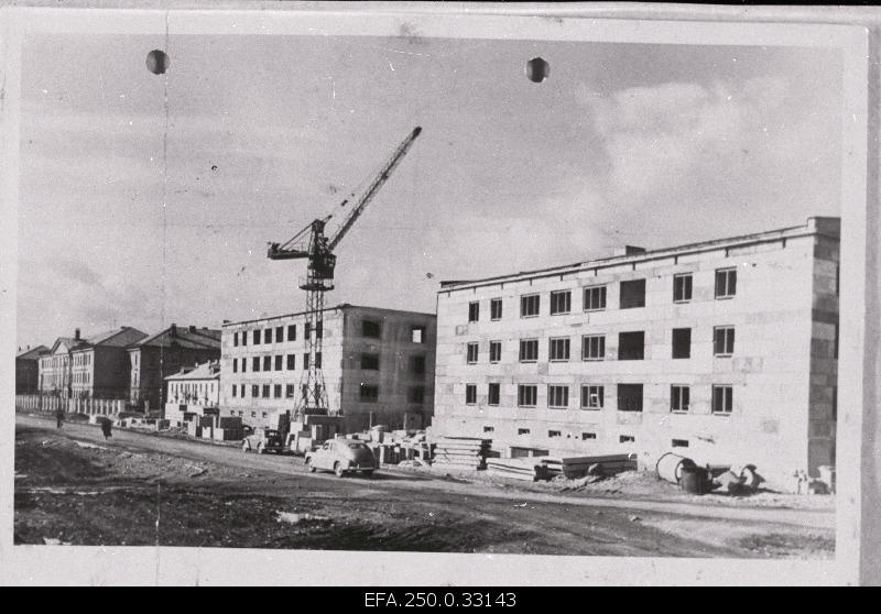 New apartments on Lasnamäe Pae Street.