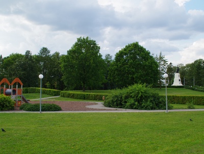 Rakvere fortress and the Trinity Church. rephoto