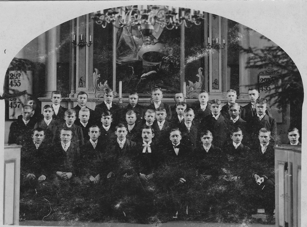 Karksi Church. Empty. Year unknown