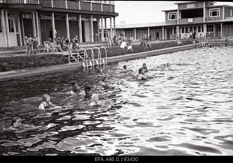 Swimming courses Nõmmel in Mustamäe pool.