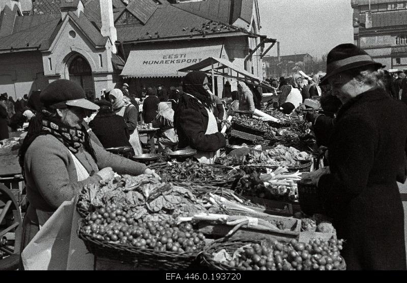 The market in the run-up to Christmas.