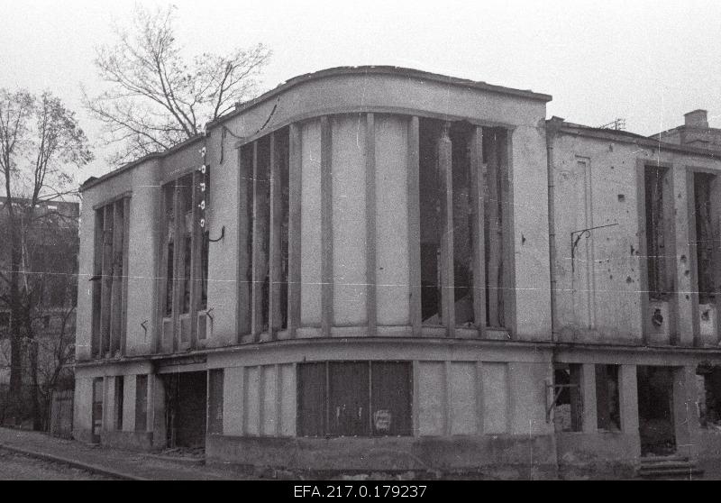 Cinema Apollo ruins at the corner of Alexander and Riga Street.