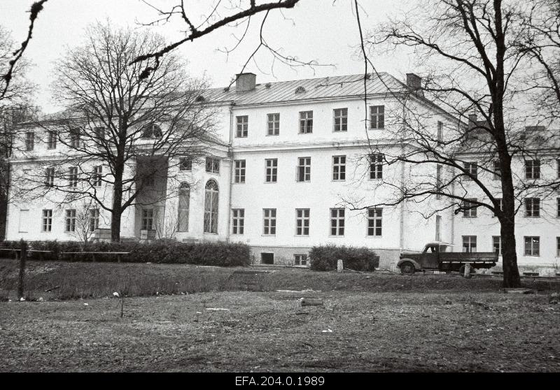View of Tihemetsa Metsatehnikumi main building.