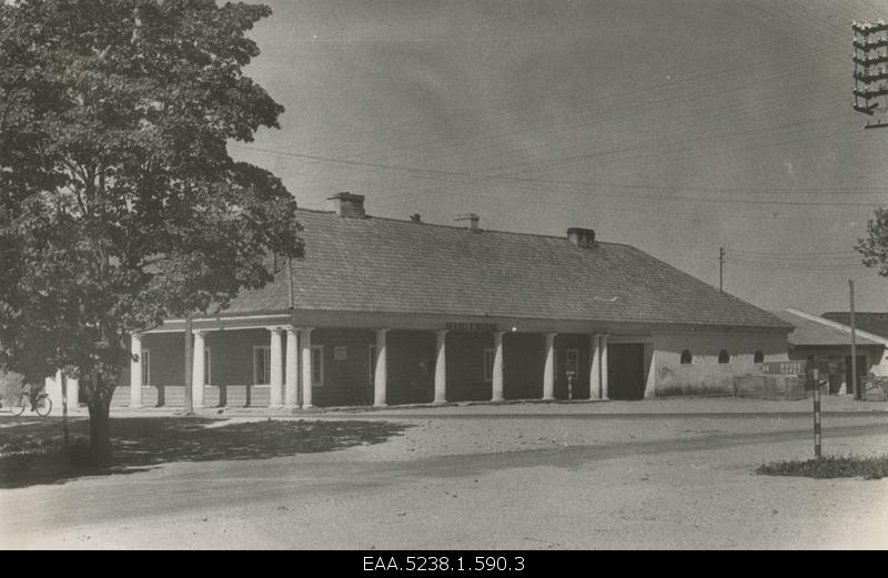 Dog gymnasium building