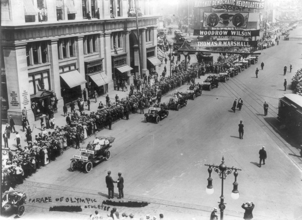 Parade of Olympic athletes on 5th Avenue, NYC 1912-08 - Parade of Olympic athletes, Aug. 1912 on 5th Avenue in New York City.