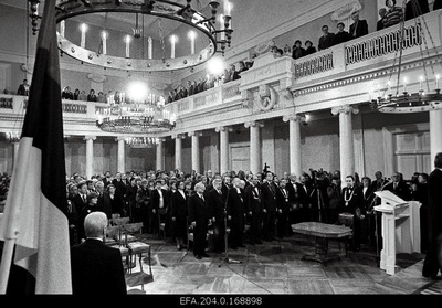 Promotion of honorary doctorates at the University of Tartu. Professor Aleksander Loit (from the left), Professor Endel Tulving, Professor of the University of Tartu, Professor of the Soviet Union, Professor Boriss Petrovski, Professor of the University of Turku, Professor Olavi Johannes Grnö, Estonian Soviet writer Jaan Kross, Professor of the University of Ohio, Ilse Lehiste.  similar photo