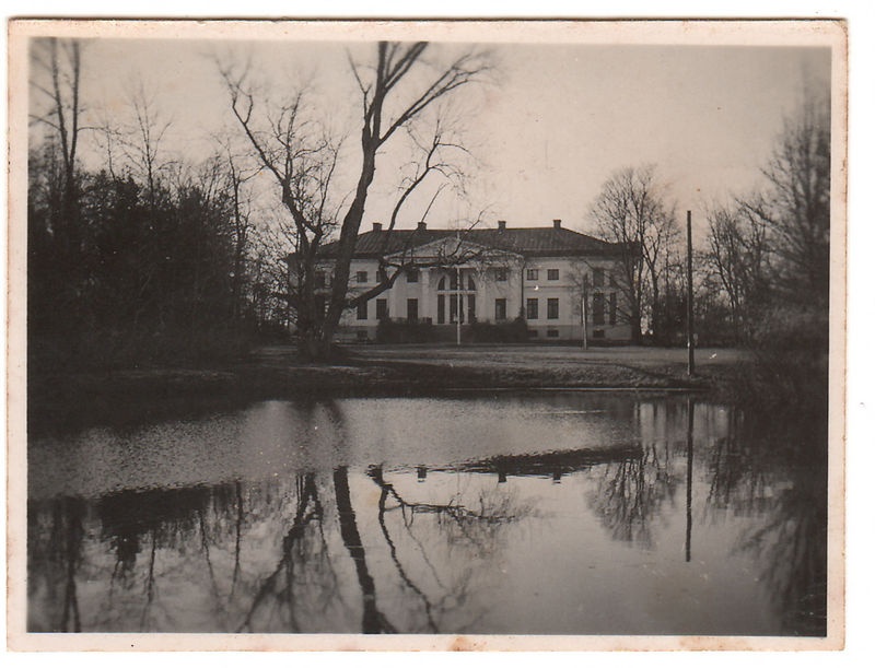 Saku Manor