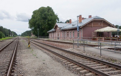 Photo postcard. Elva Railway Station. rephoto