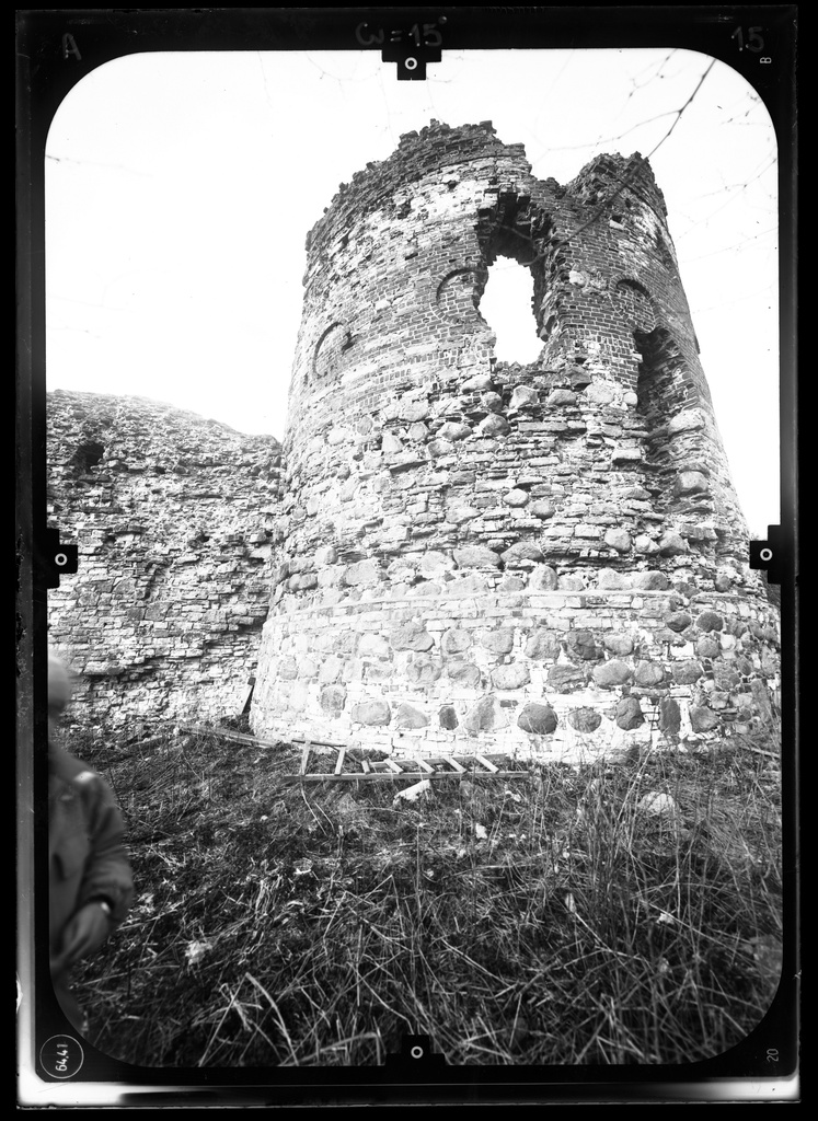 Vastseliina fortress A15-15 - Vastseliina Bishop Castle and fortress. Photogrammetric survey 1991