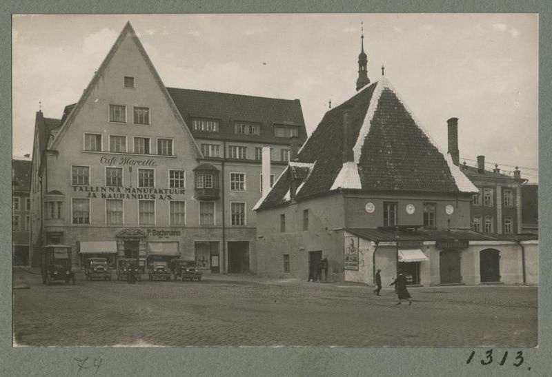 Raekoja plats, Vaekoda