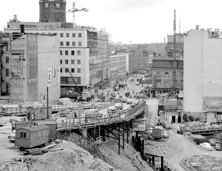 Klarabergsgatan fatigues 1959 - SSMF058769S - Den temporary Klarabergsgatan fatigues mot Drottninggatan