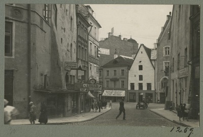 Old Town of Tallinn. Old-turu neck.  duplicate photo