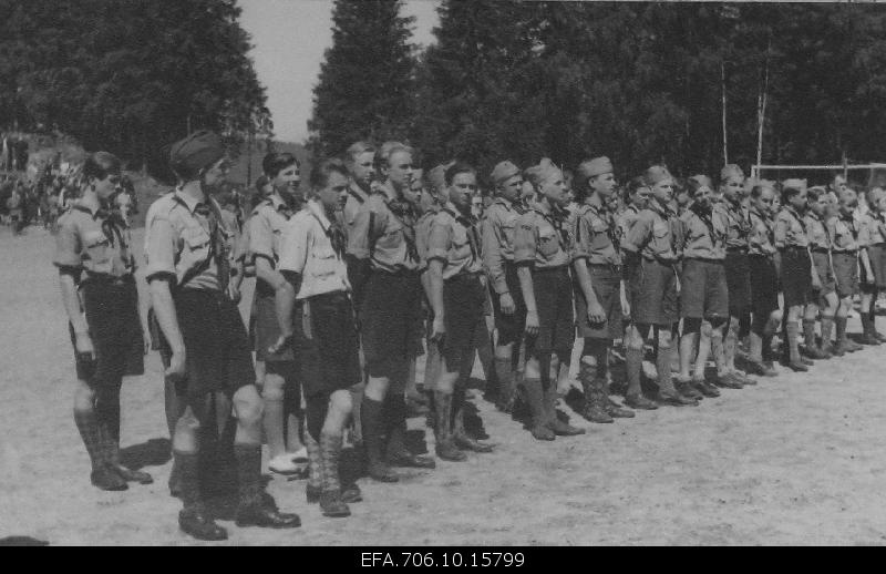 Life in Refuge.Opening the summer days of the Estonians in Western Sweden in Hindasis.