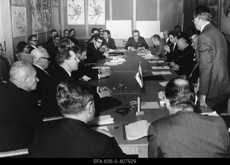 Swedish Estonian Presentation (Ree) Conference.