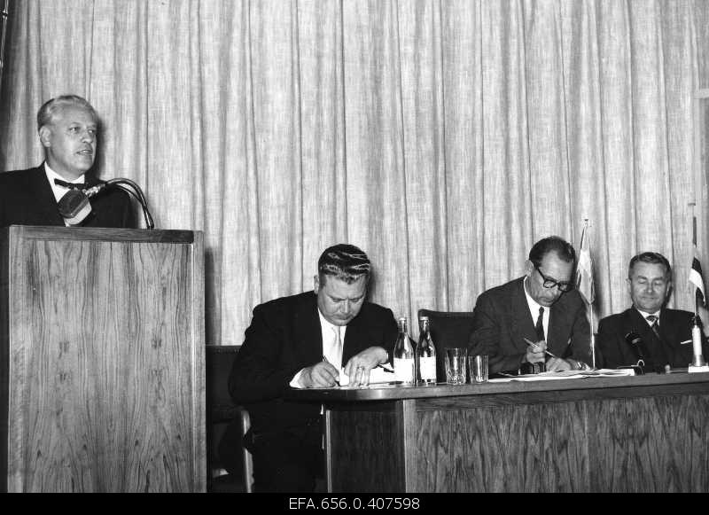 Meeting of the Swedish Estonian Presentation (Ree) II. 2. Voldemar Krüppelman, 3. Valter Soo, 4. Arnold Sergo.