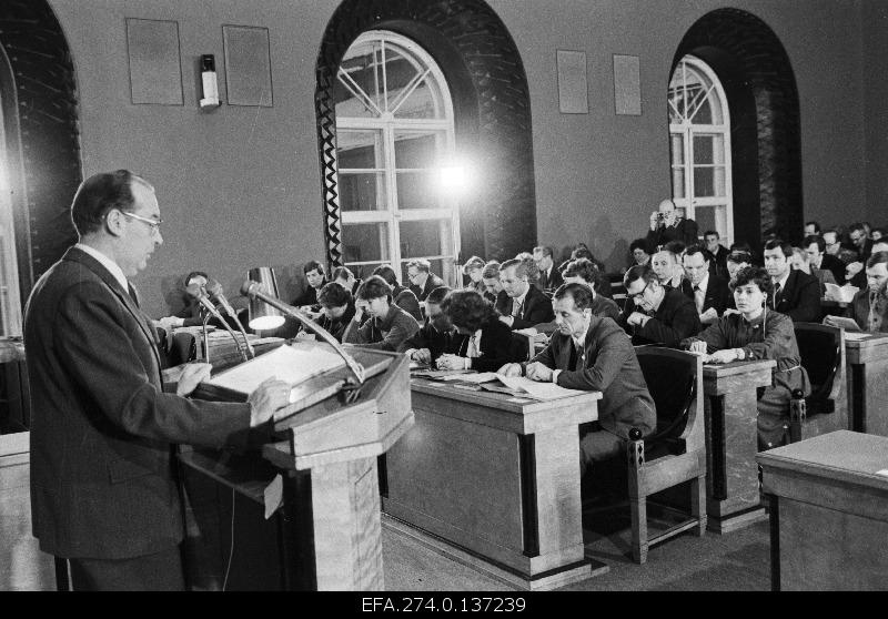 Gustav Tõnspoeg, Vice-Chairman of the Council of Ministers of the Estonian Soviet Union, will be present at the second session of the Supreme Council of the Soviet Union.