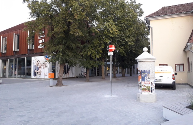 Saaremaa. Ajalehekiosk. rephoto