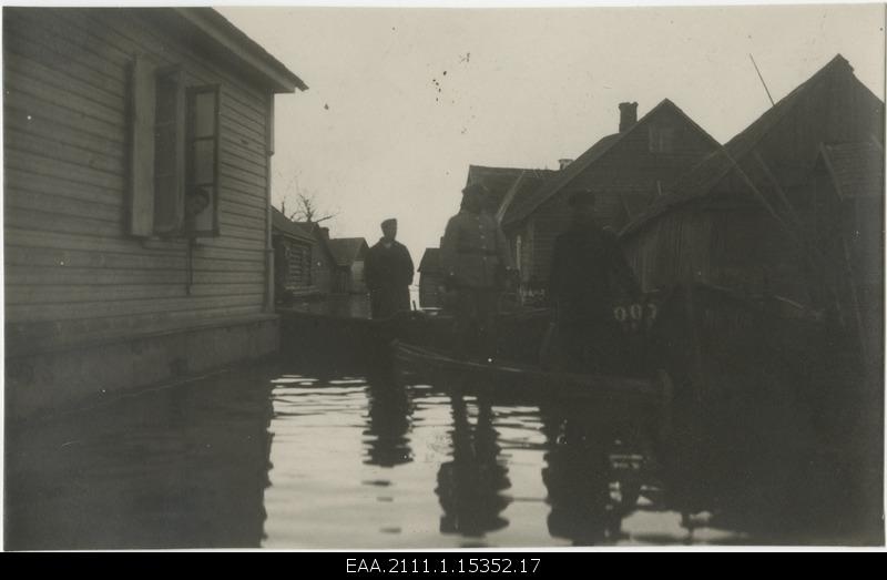 Expedition flooded to the Piirissaare in spring 1924, expeditional introducing the state of the Piir village