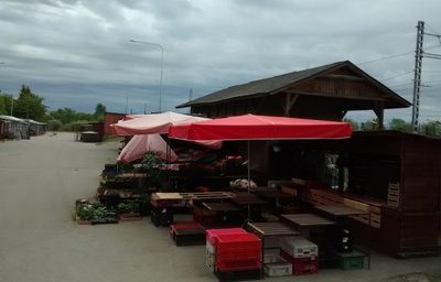 Market at Keila Station rephoto