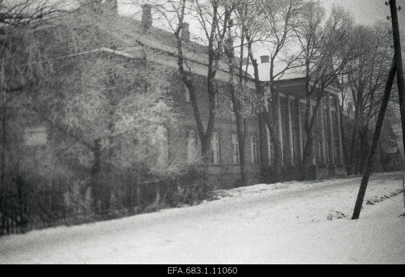 Aleksandri School House (industrial school) near Põltsamaa.