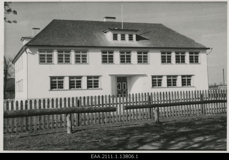 Cannabis schoolhouse