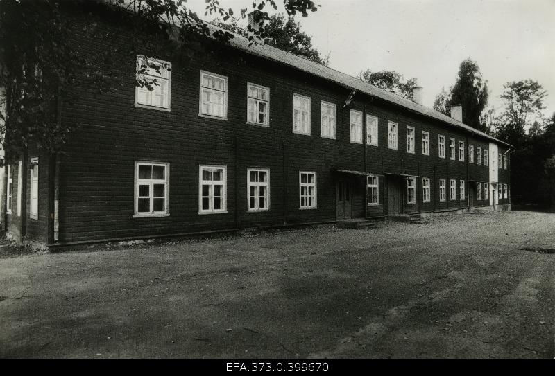 View of the Old School of the Orava Main School (Hanikase Main School).