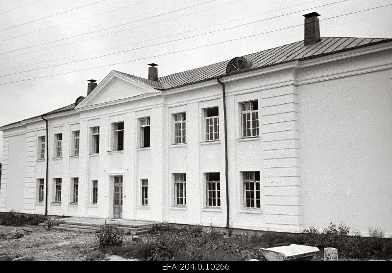 New secondary school building in Loksa Alev.