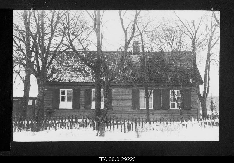 Reiu municipality school building, rebuilt in 1904.