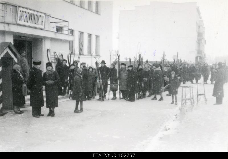 German occupation in Estonia. Handing out the mouths to the commandant.