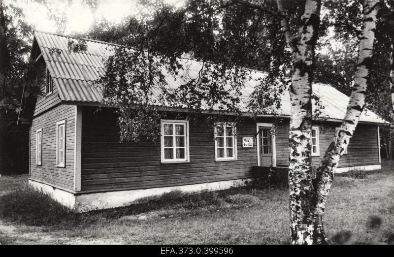 View of the Prangli Basic School building.