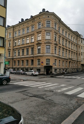 Kirkkokatu 9 & Mariankatu 12; Helsinki rephoto