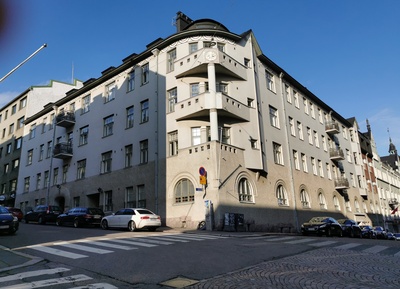 Meritullinkatu 9 - Rauhankatu 3. Usko Nyströmin suunnittelema rakennus: "Städet" rephoto