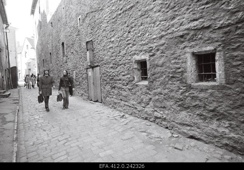 View on Raekoja Street.