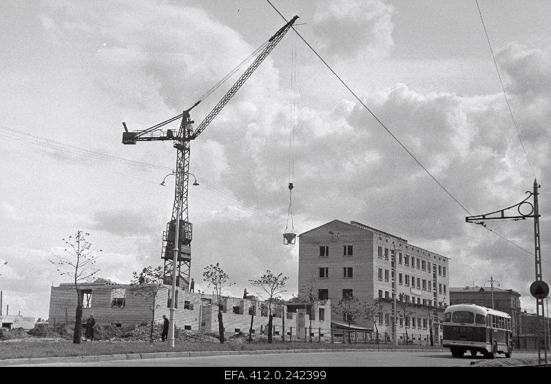 Residential construction on Pärnu Road (Pärnu mnt 133).
