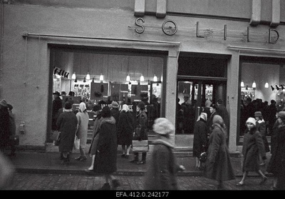 Shop "Soliid" after repair.  similar photo