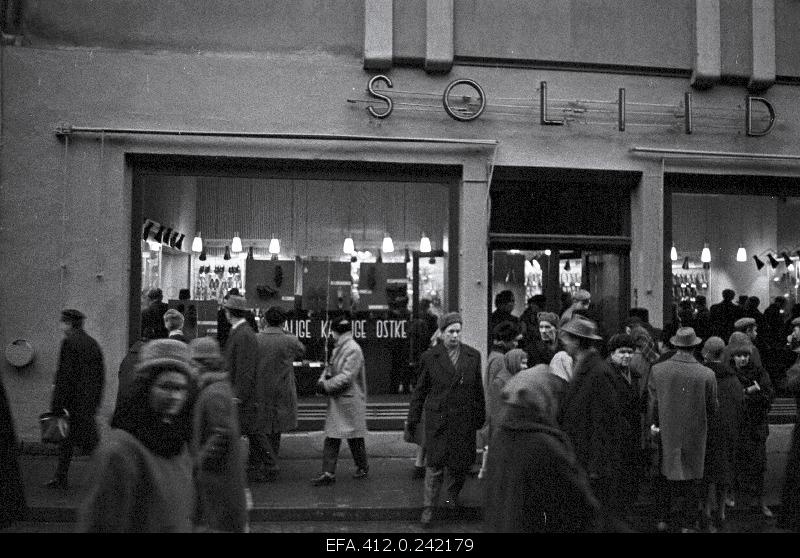 Shop "Soliid" after repair.