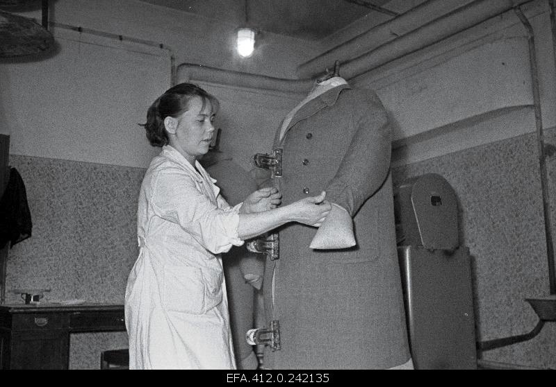 Chemical cleaning of Maakri Street (photos for TV shows "Actual Camera").