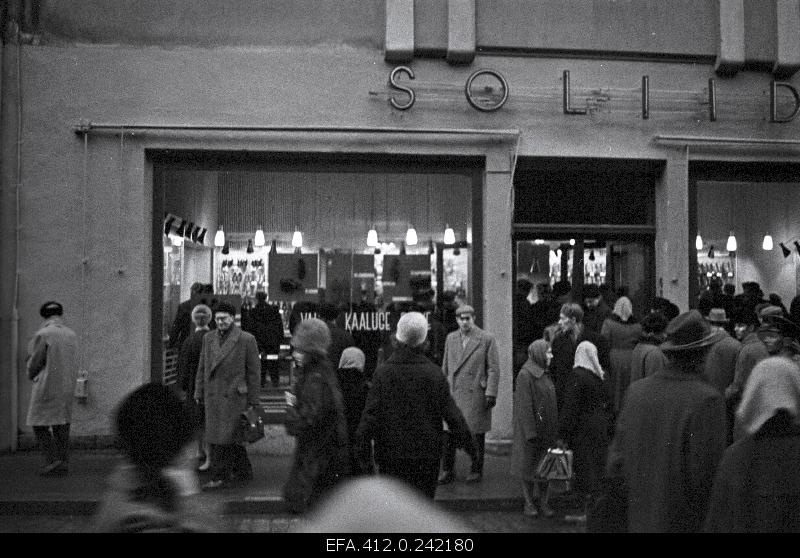 Shop "Soliid" after repair.