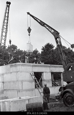 Construction day at the Komsomoli Stadium (Krivonogov, Ants and Loit).  similar photo
