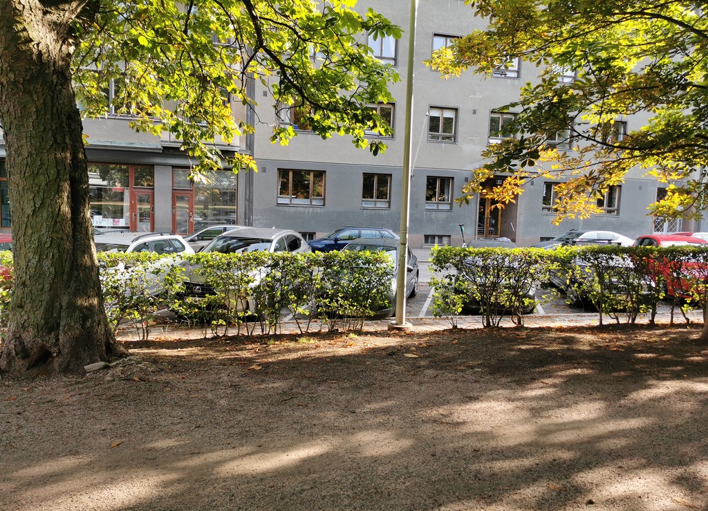 Taipale 4 ja 3 teurastuslaitokselle johtavan tien varressa rephoto