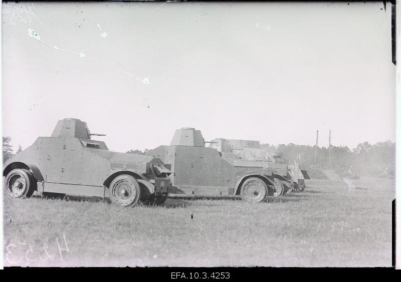 Estonian collar cars.