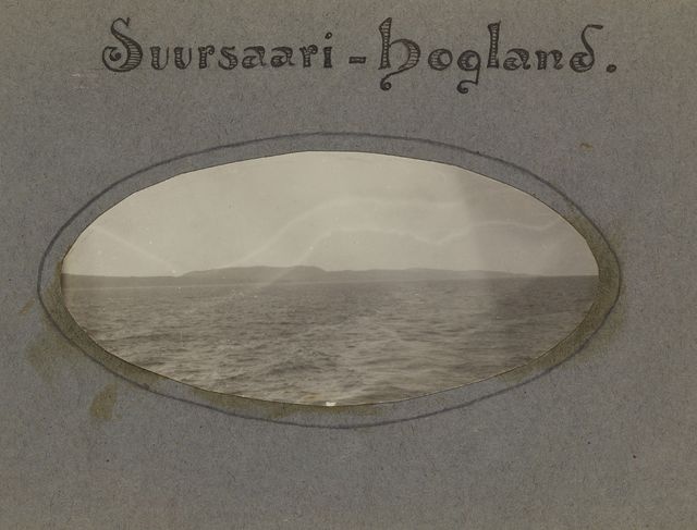 Suursaari background - scale, black and white, photo size 5 x 10 cm