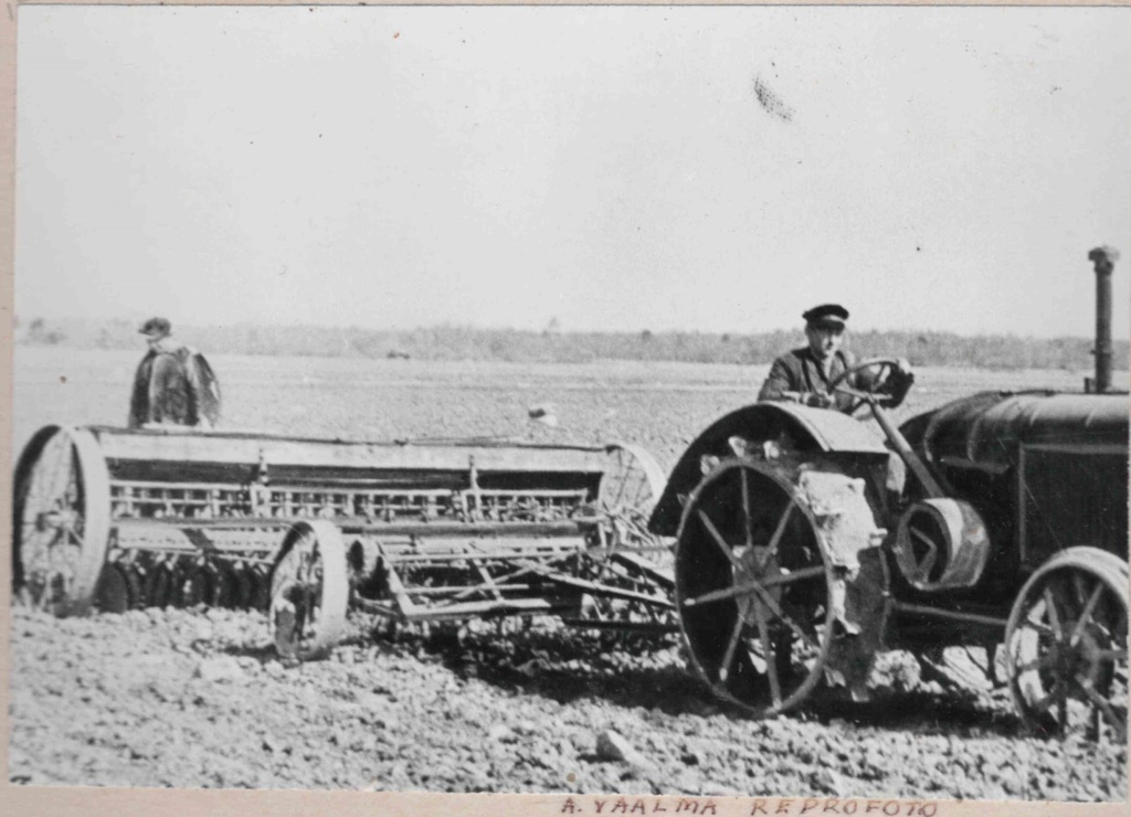 From the tractor Valdek End of the sowing in "Külvaja" collhosis