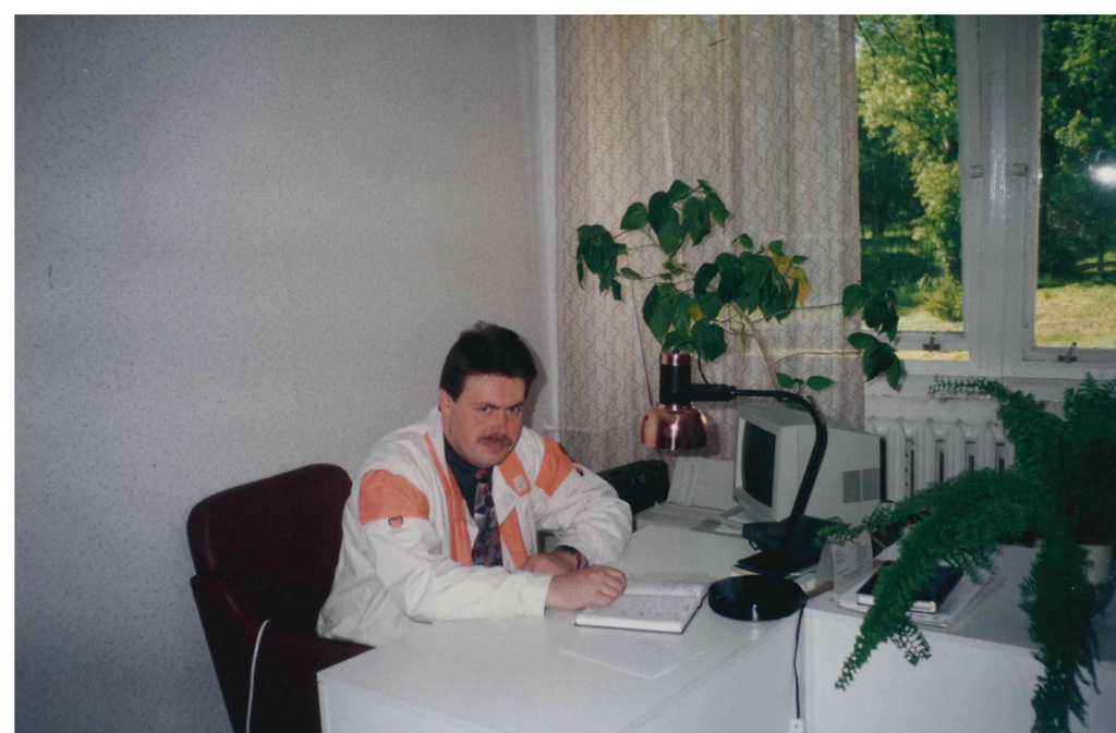 Employees of Taebla rural municipality 1993-1996. Construction Adviser Aivar Sein