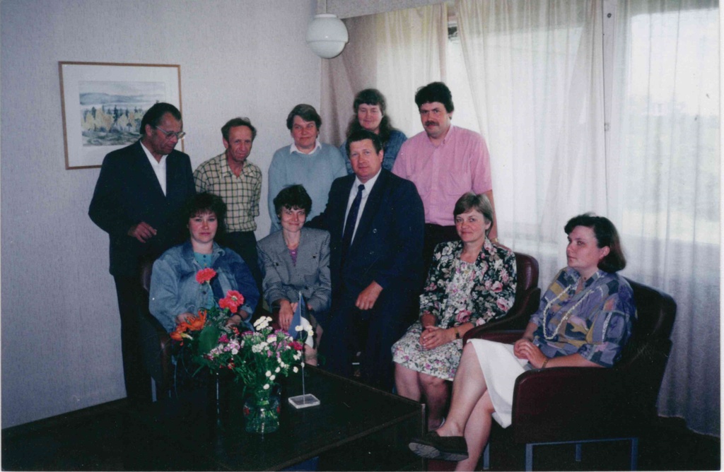 Employees of Taebla rural municipality 1993-1996.