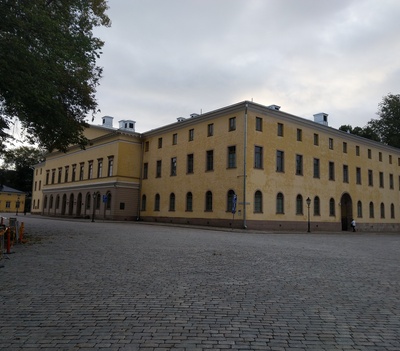 Vanha akatemiatalo Turussa rephoto