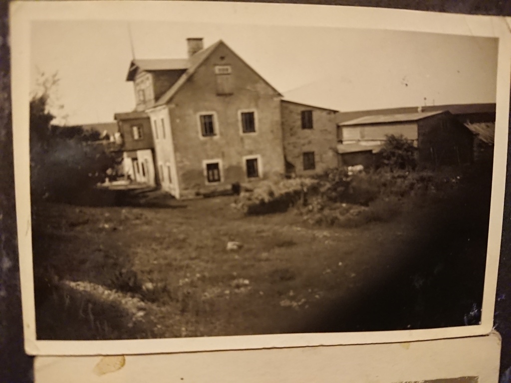 Paldiski, Sadama 1. The house belonging to Jacob Sepp, which was taken away from him in the midst of war. (in the 1990s, the Paldiski city government, headed by Jaan Möldr, did not return the house to the family.)