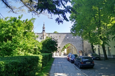 The gates of the monastery in the city wall, on the left Sauna tower; view by Nunna Street. rephoto