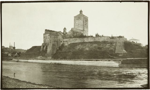 Narvan Hermann Castle
